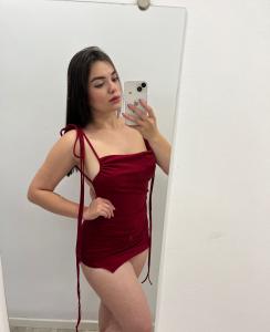 614599887: Chica busca chico en Madrid