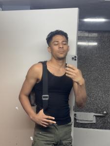 653682266: Chico busca chica en Málaga