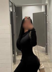 604211242: Chica busca chico en Madrid