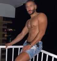 604190090: Chico busca chica en La Coruña