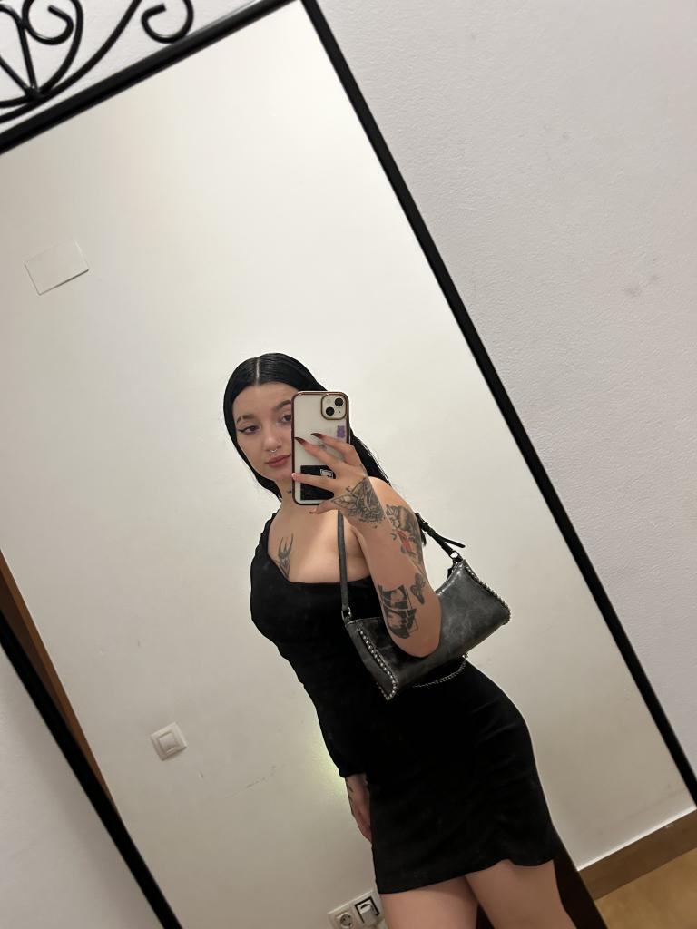 604372619: Chica busca chico en Madrid