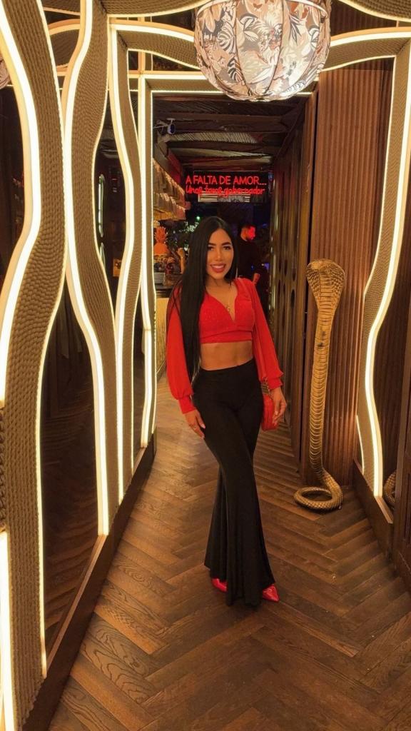 Chica busca chico en Cádiz: 