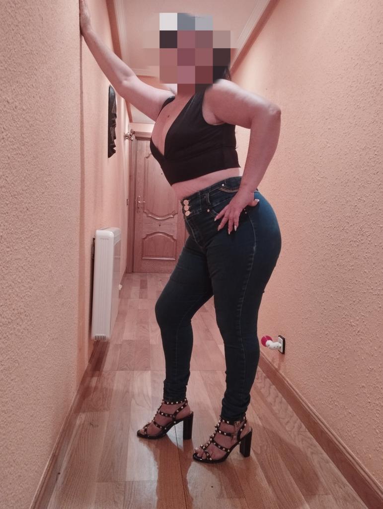 643053704: Chica busca chico en Lugo