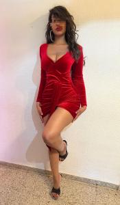 604950692: Chica busca chico en Barcelona