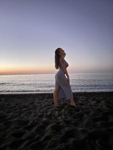 624167929: Chica busca chico en Madrid