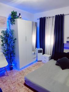 722561193: Chica busca chico en Alicante