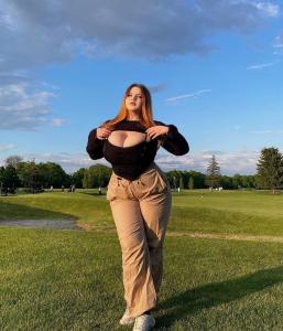 603187301: Chica busca chico en Lugo