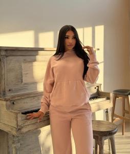 Chica busca chico en Ibiza: 