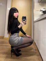 614776939: Chica busca chico en Barcelona