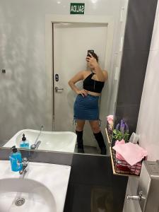 634142130: Chica busca chico en Madrid