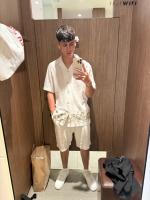 697751128: Chico busca chica en Ibiza