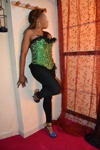 649209278: Chica busca chico en Madrid