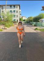 610139811: Chica busca chico en Gerona