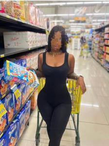 696094983: Chica busca chico en Lugo