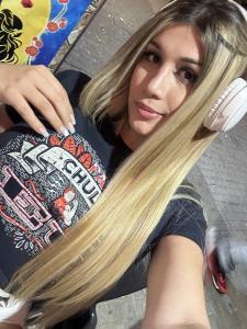 642856945: Chica busca chico en La Coruña