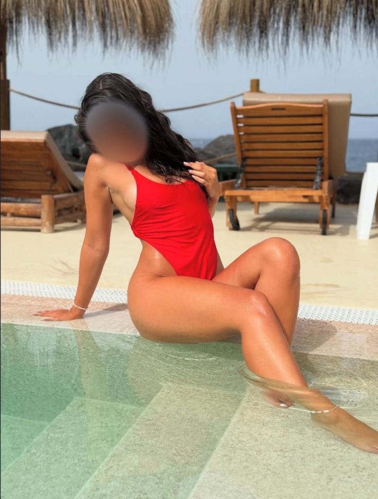 Chica busca chico en Tenerife: 