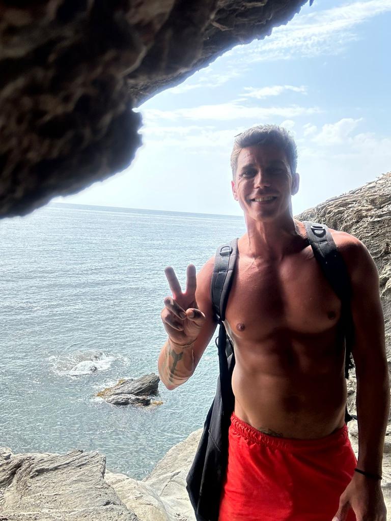 662107641: Chico busca chica en Sevilla