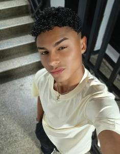 675561254: Chico busca chica en Tenerife