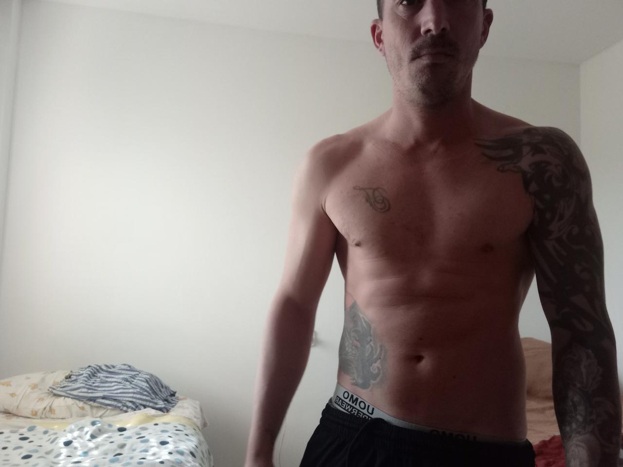 Chico busca chica en Mallorca: 