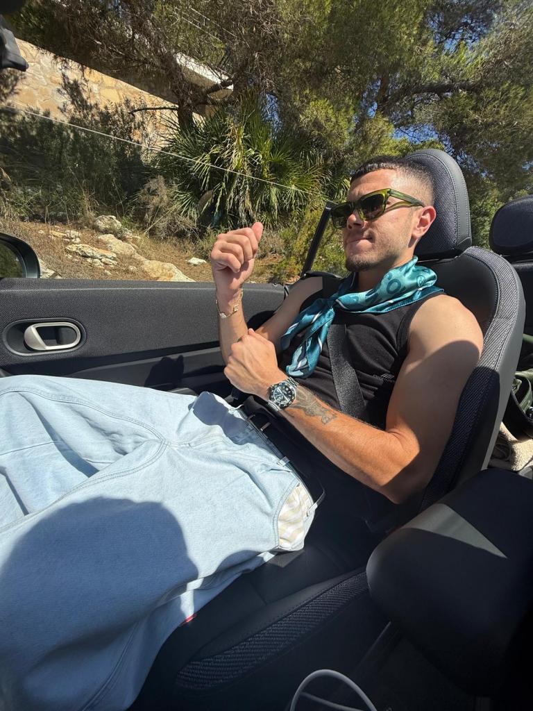 633692098: Chico busca chica en Madrid