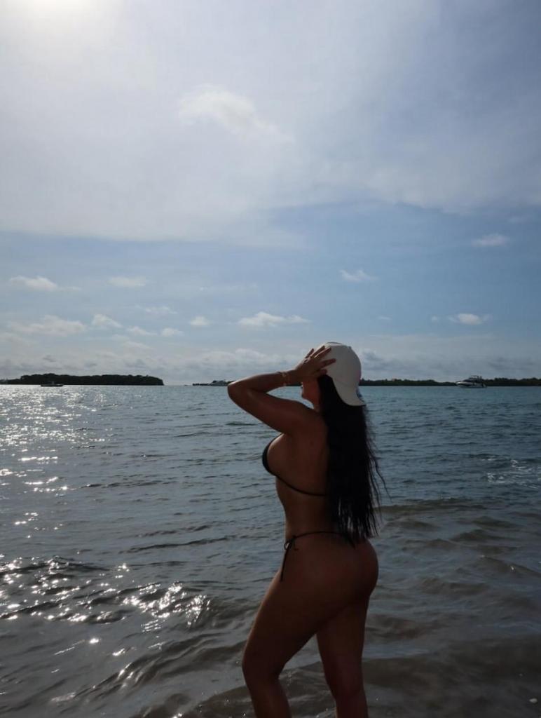 603977961: Chica busca chico en Sevilla