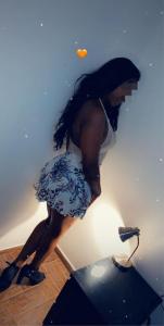 613252765: Chica busca chico en Madrid