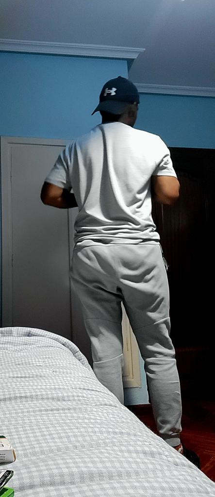 674536139: Chico busca chica en Cantabria