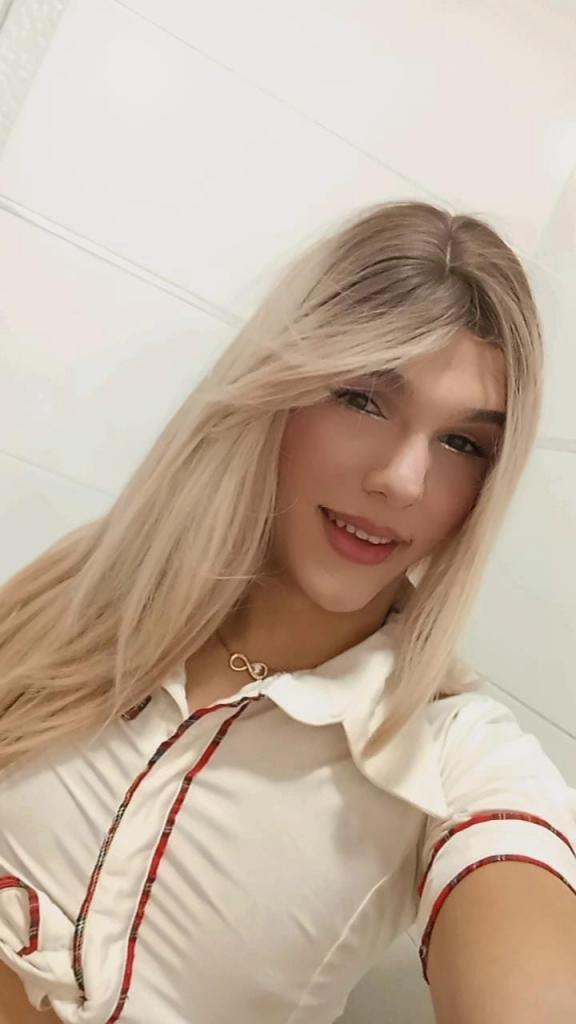 614471504: Travesti en Granada