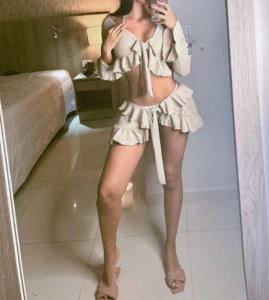 Chica busca chico en Sevilla: 