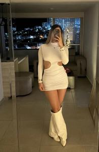 634072507: Chica busca chico en Barcelona