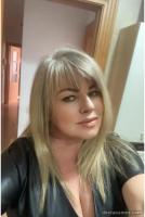 631685484: Chica busca chico en Lérida