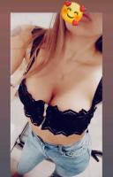 643272791: Chica busca chico en La Coruña