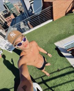 Chico busca chica en Málaga: 