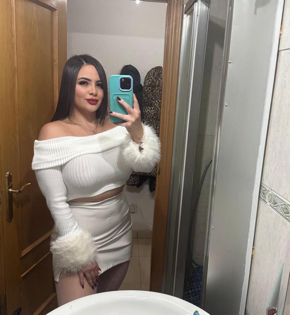 Chica busca chico en Ceuta: 