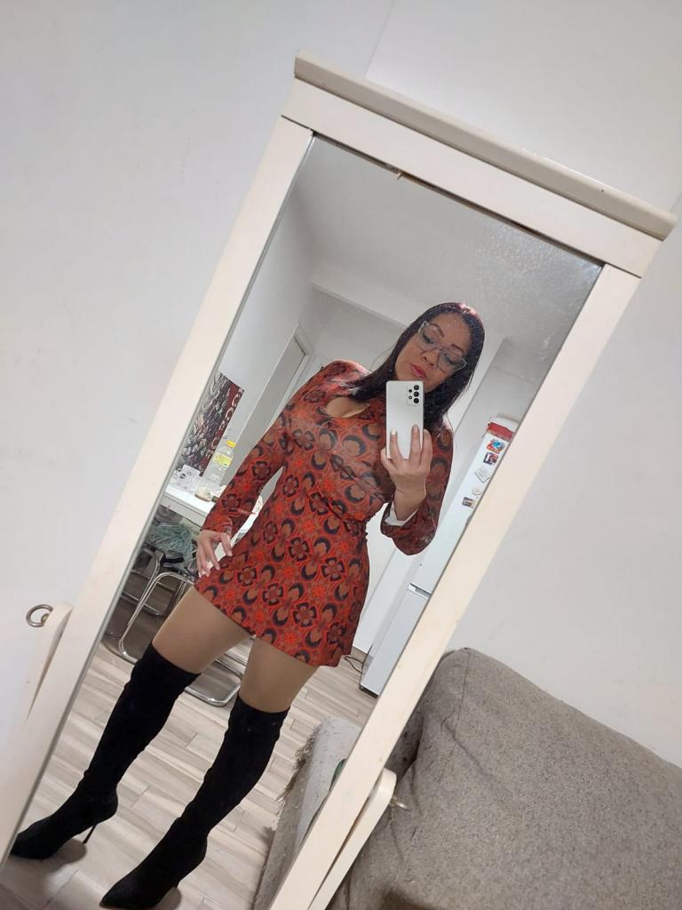 Chica busca chico en Alicante: 