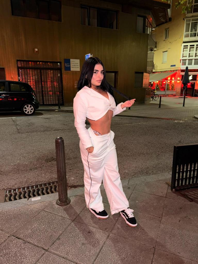 614609591: Chica busca chico en Zaragoza