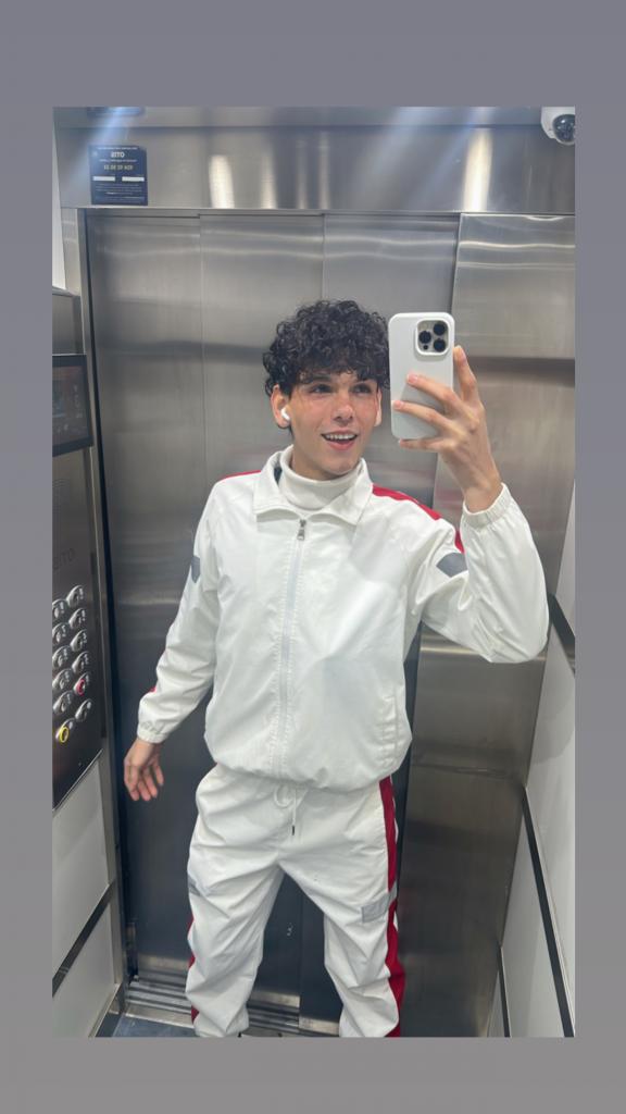 614682863: Chico busca chica en Granada