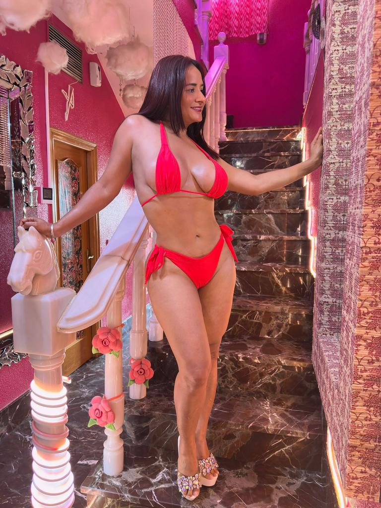 688418265: Chica busca chico en Alicante