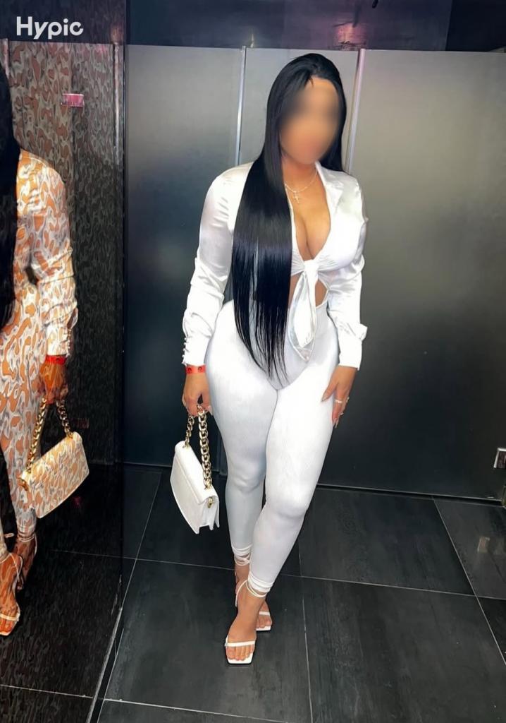 Chica busca chico en Huesca: 