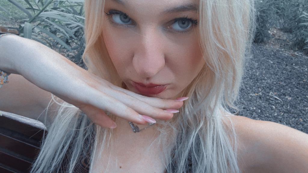 Chica busca chico en Tenerife: 