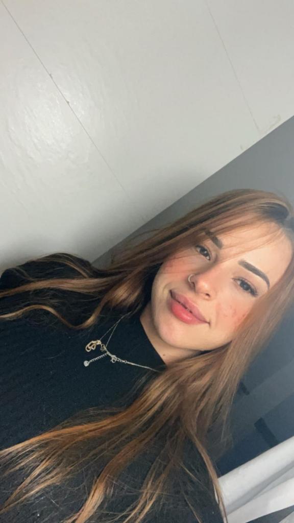 Chica busca chico en Málaga: Chica busca chico