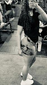 613730883: Chica busca chico en Madrid