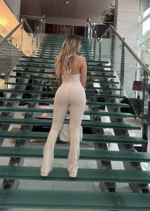 613453563: Chica busca chico en Navarra