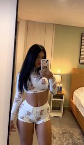 697713315: Chica busca chico en Ávila