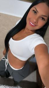 646638636: Chica busca chico en Málaga