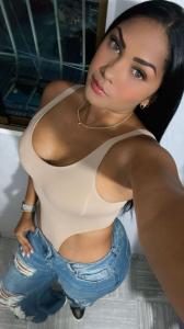 646638636: Chica busca chico en Málaga