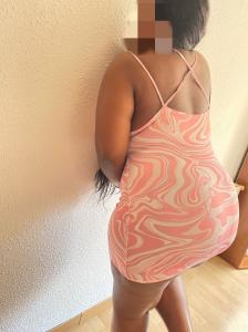 672914530: Chica busca chico en Cantabria