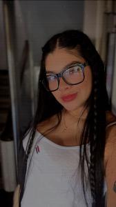 613696413: Chica busca chico en Málaga