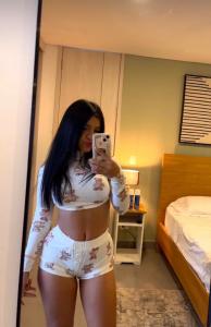 697713315: Chica busca chico en Ávila