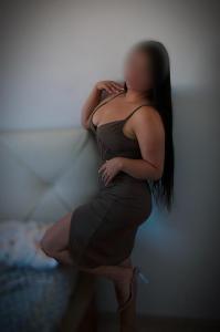 637788085: Chica busca chico en Sevilla